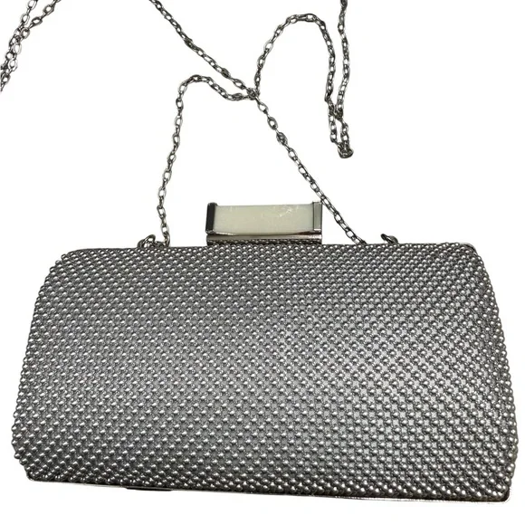 Jessica McClintock Silver Mesh Clutch Crossover Shoulder Purse 1990’s Vintage - Picture 4 of 9